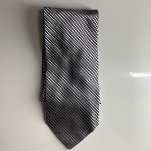 Pavone silver & black Italian-made silk tie